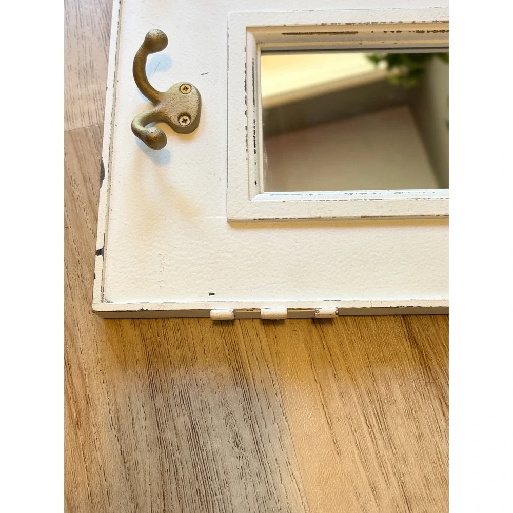 Vtg Distressed White Door Mirror Wall Hook Rack Crystal Knob Farmhouse 14.5x20